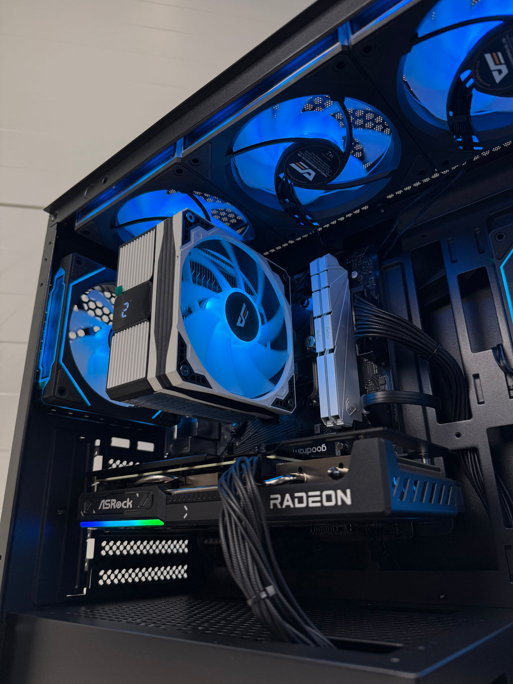 Naujas Stacionarus Kompiuteris 9060xt 16gb Ryzen 7