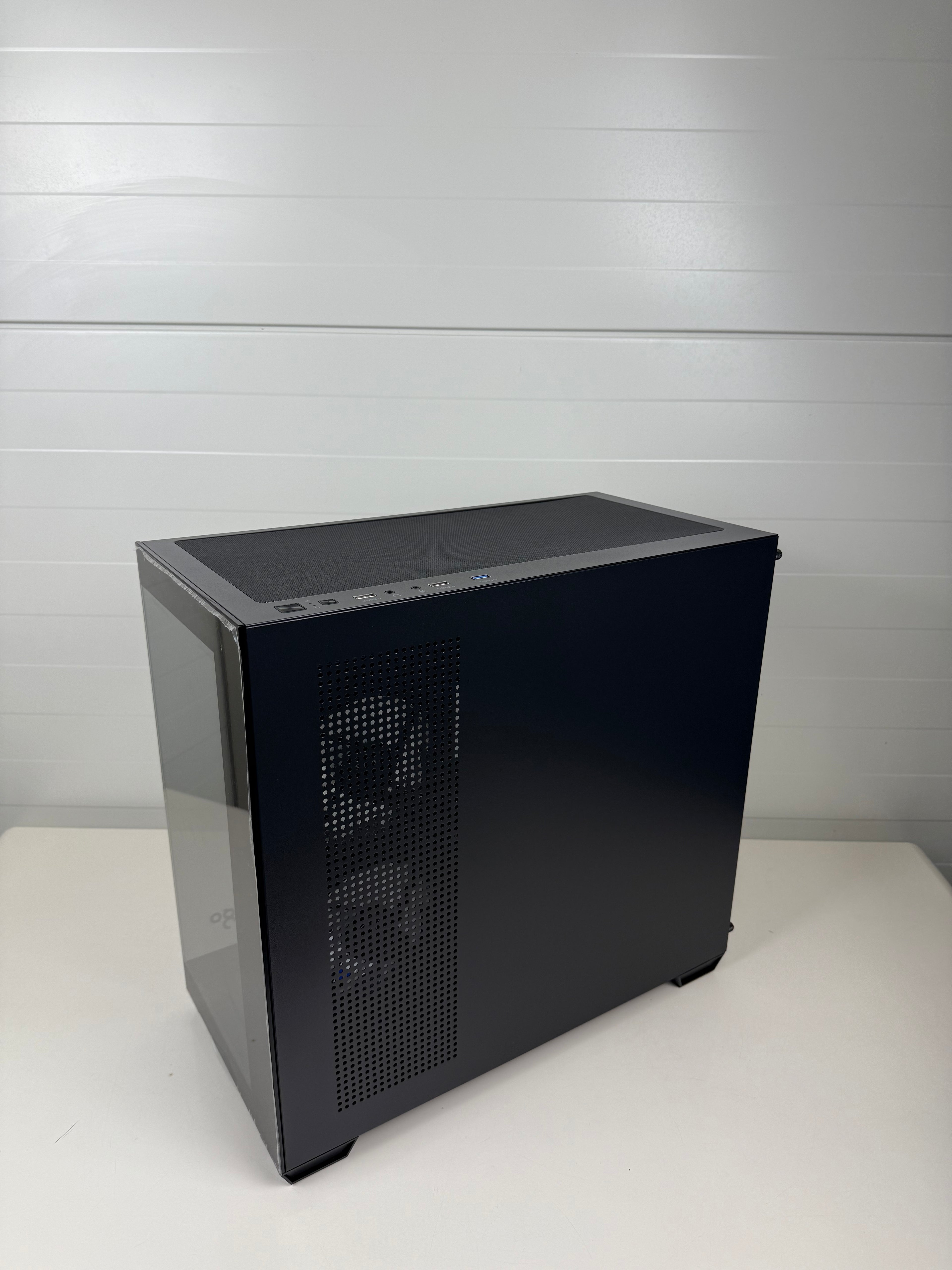 Rtx 5060ti Ryzen 5 16gb RAM Naujas Kompiuteris!
