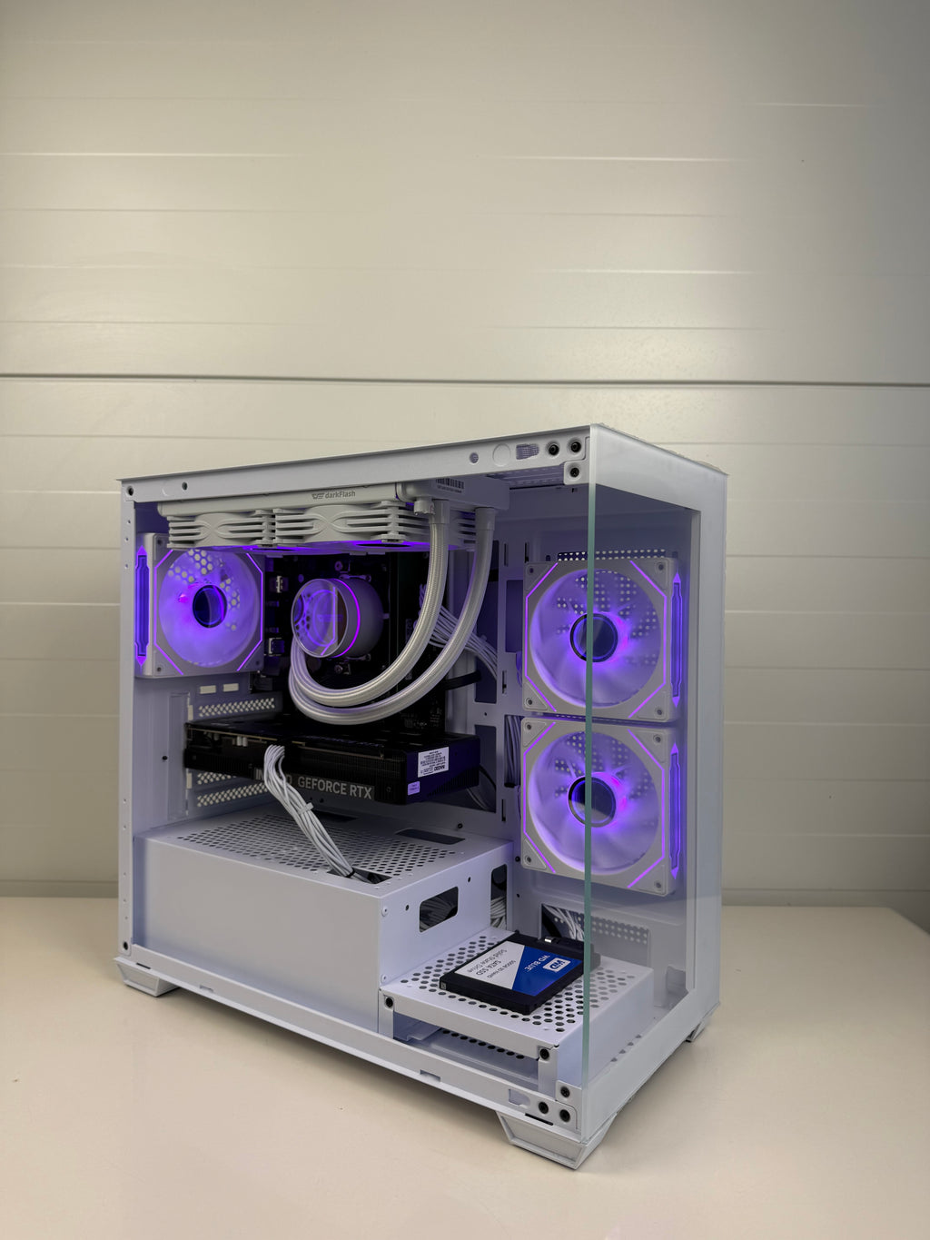 Rtx 5060ti Ryzen 5 16gb RAM Naujas Kompiuteris!