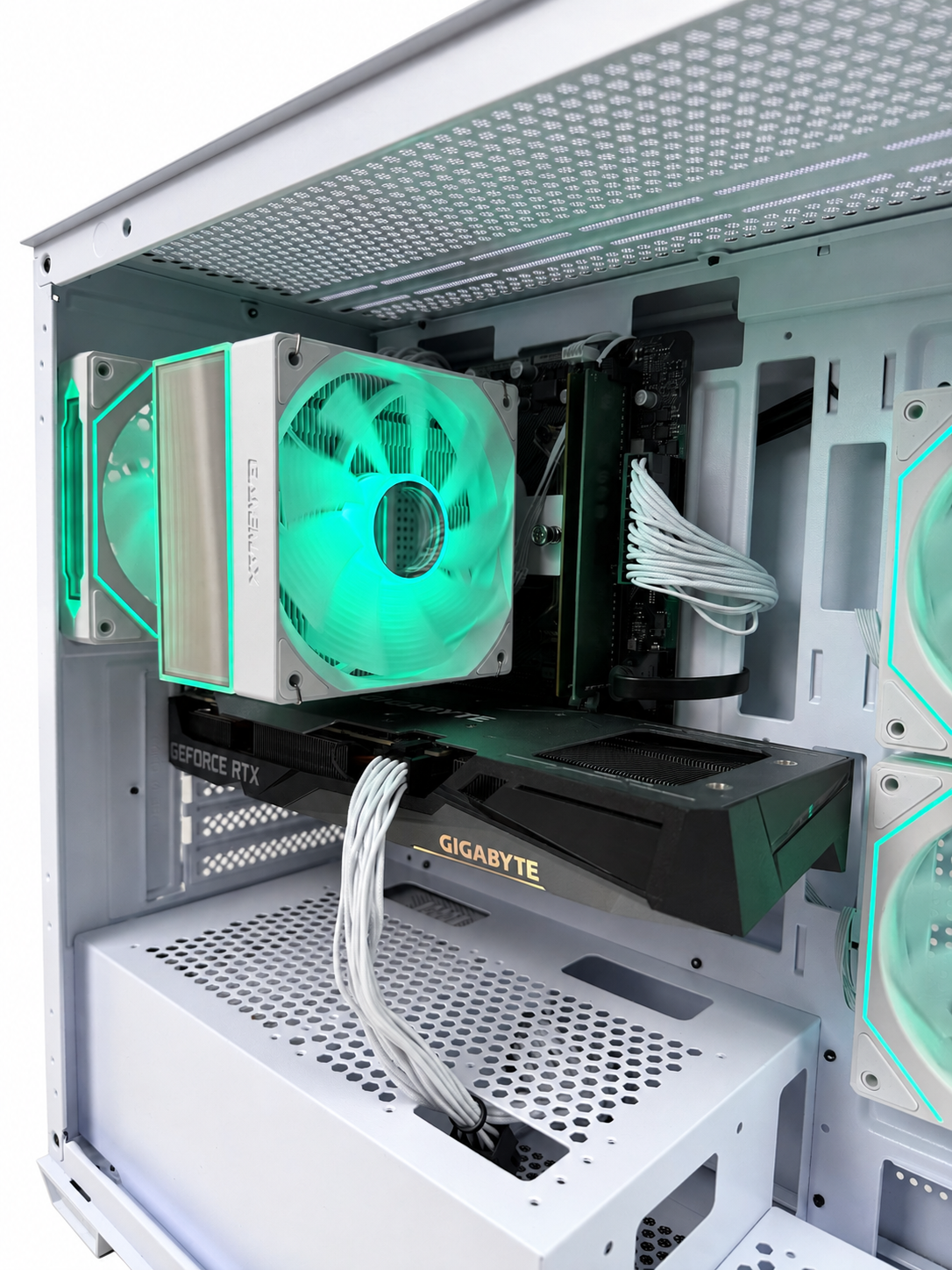 Stacionarus Žaidimų Kompiuteris RTX 3060Ti RYZEN 5 5600