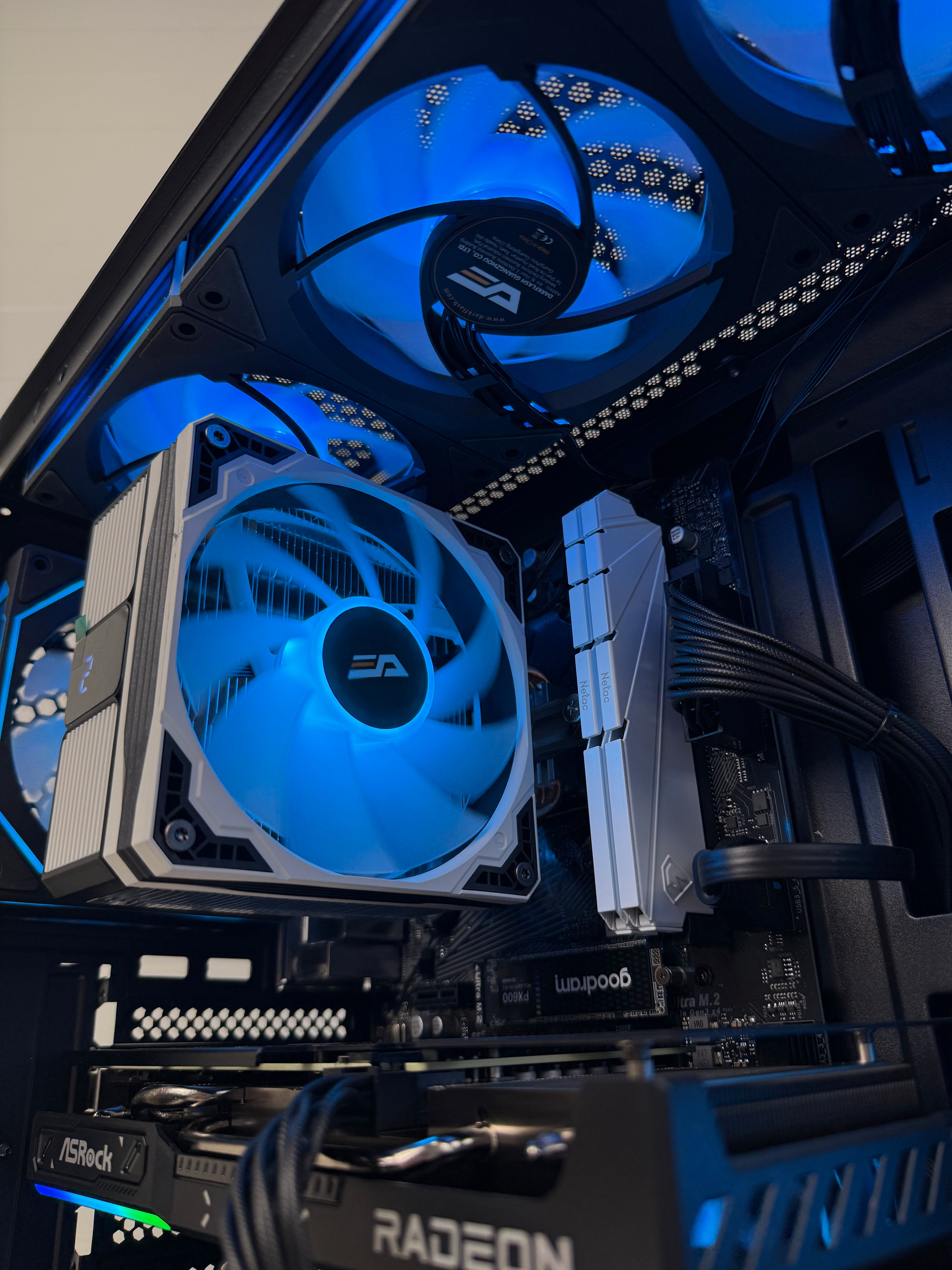 Naujas Stacionarus Kompiuteris 9060xt 16gb Ryzen 7