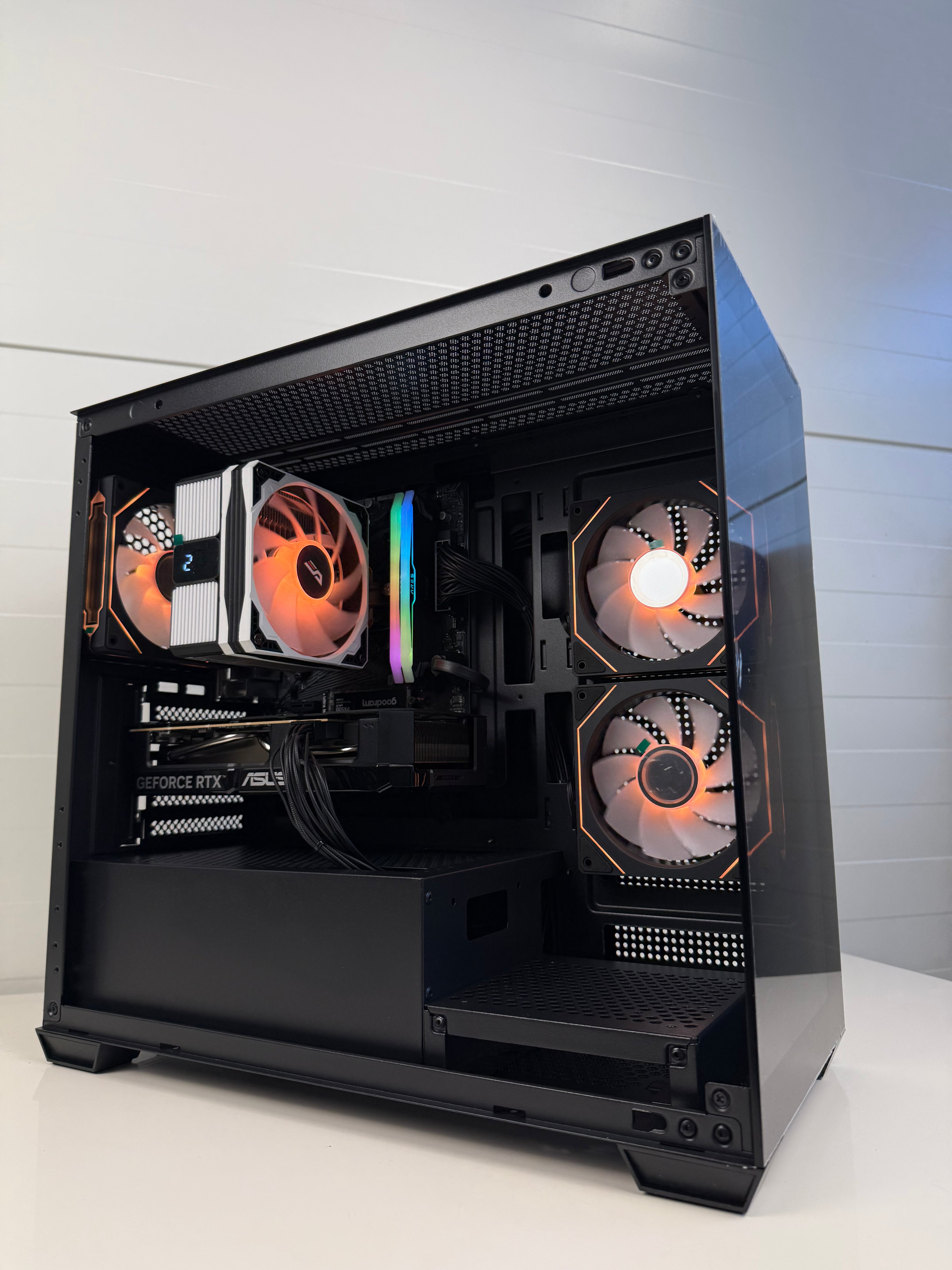 Naujas Stacionarus Kompiuteris Rtx 5060 Ryzen 5