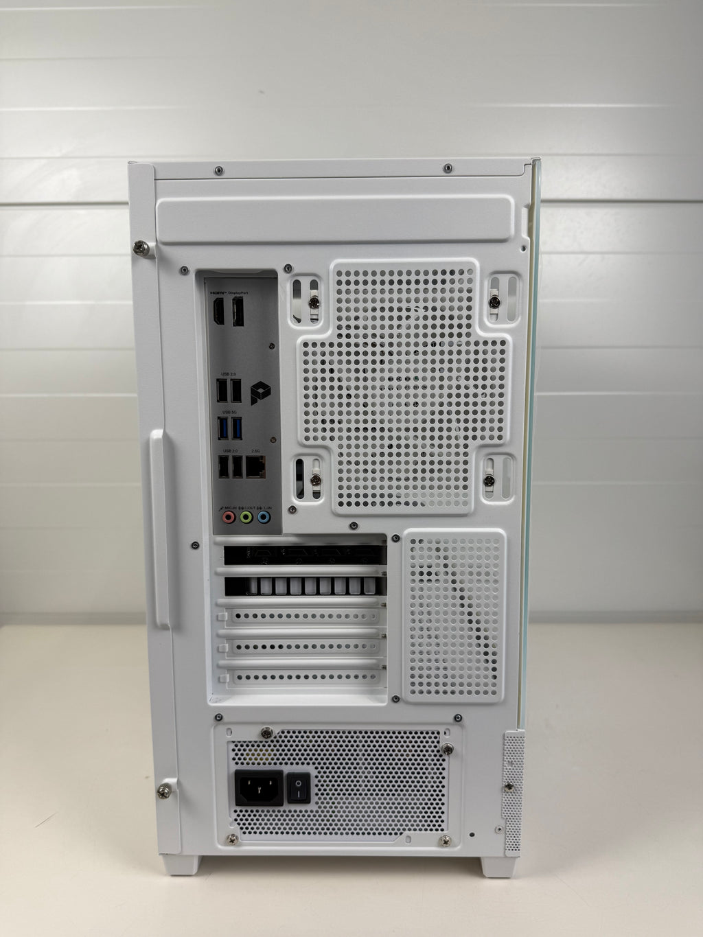 Naujas Stacionarus Žaidimų Kompiuteris RTX 5060 INTEL CORE ULTRA 5 245KF