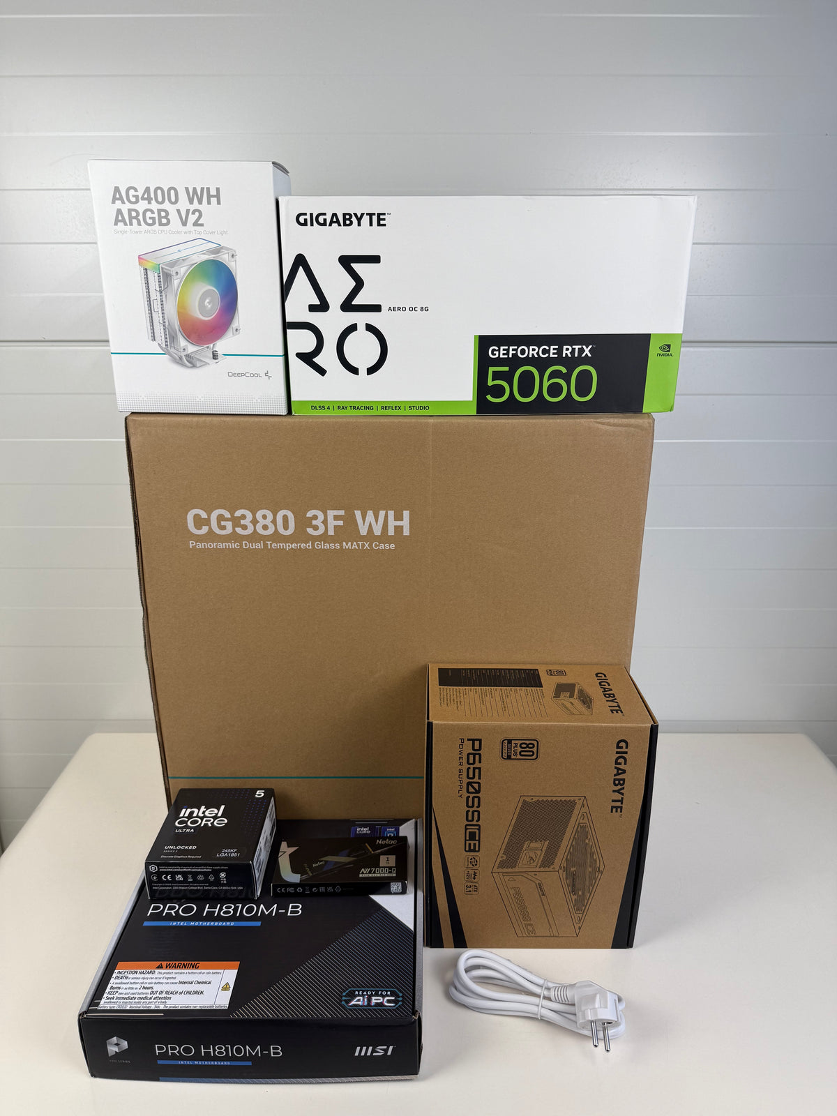 Naujas Stacionarus Žaidimų Kompiuteris RTX 5060 INTEL CORE ULTRA 5 245KF