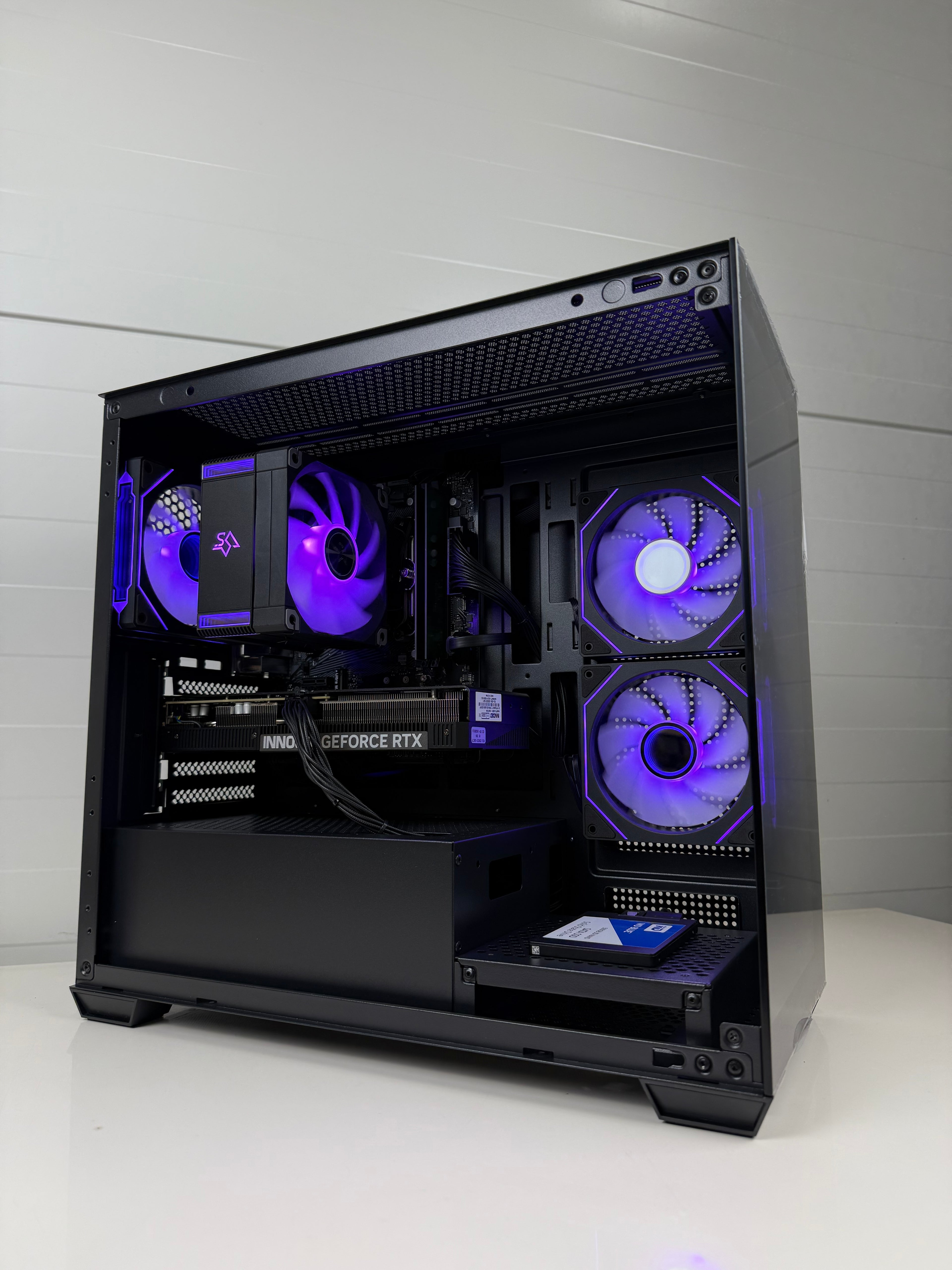 Rtx 5060ti Ryzen 5 16gb RAM Naujas Kompiuteris!