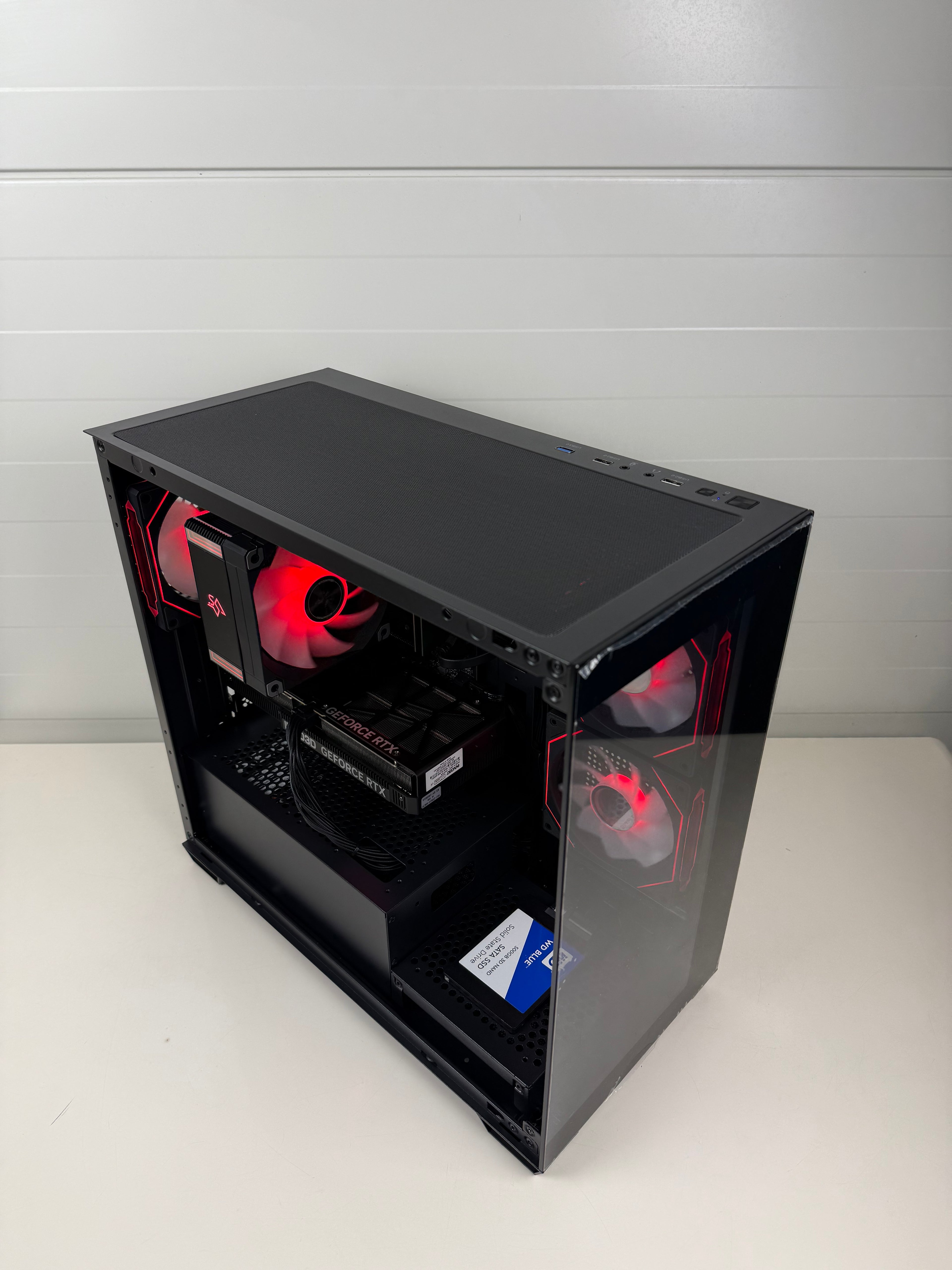 Rtx 5060ti Ryzen 5 16gb RAM Naujas Kompiuteris!