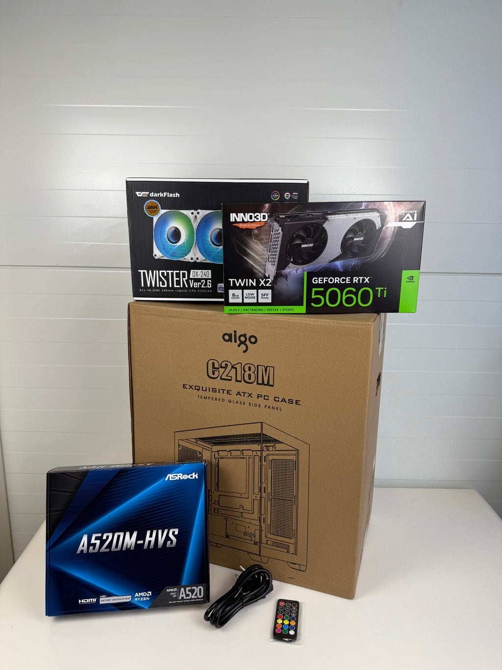 Rtx 5060ti Ryzen 5 16gb RAM Naujas Kompiuteris!